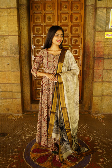 Kalamkari Anarkali paired with a Nizam Border Dupatta sets