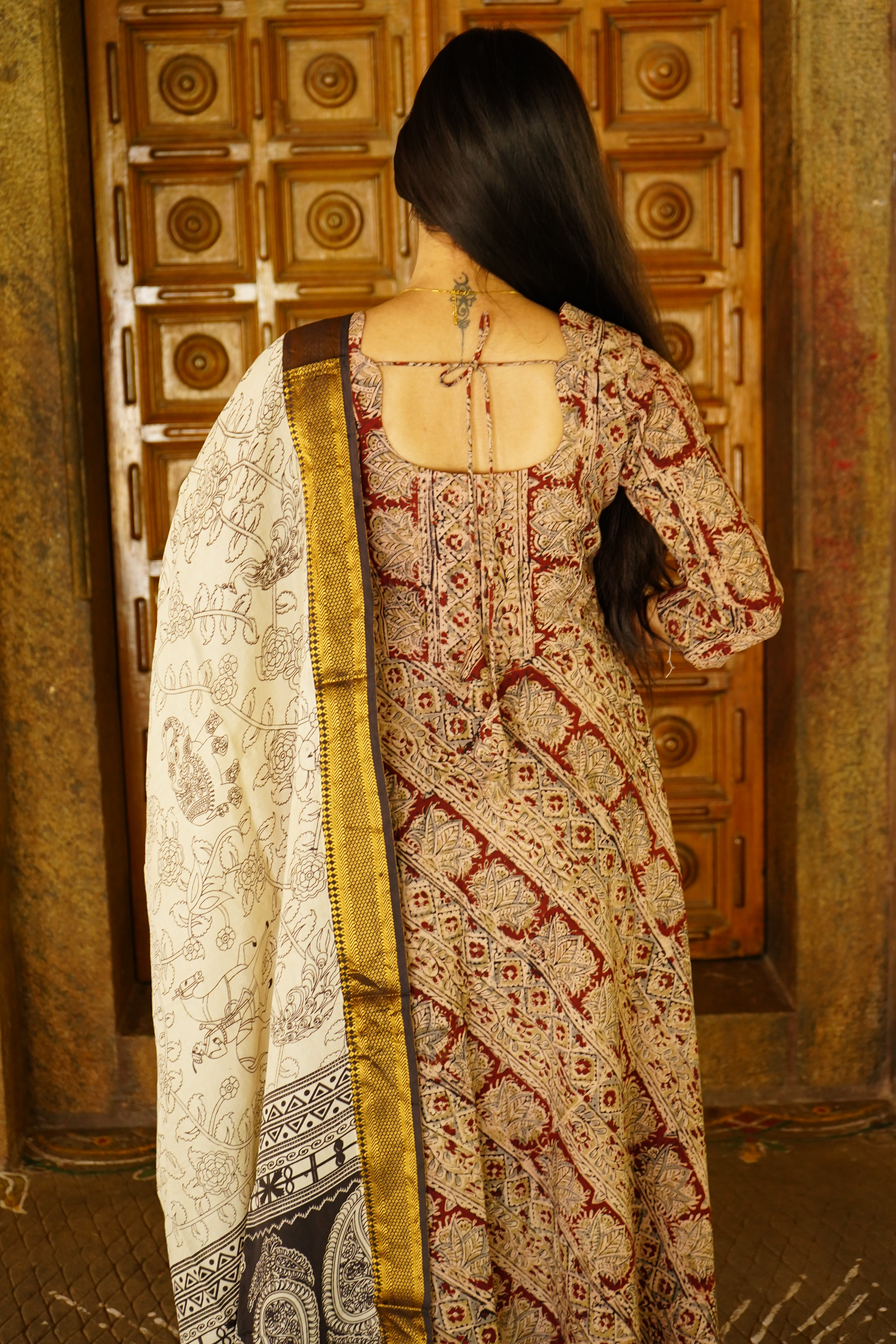 Kalamkari Anarkali paired with a Nizam Border Dupatta sets