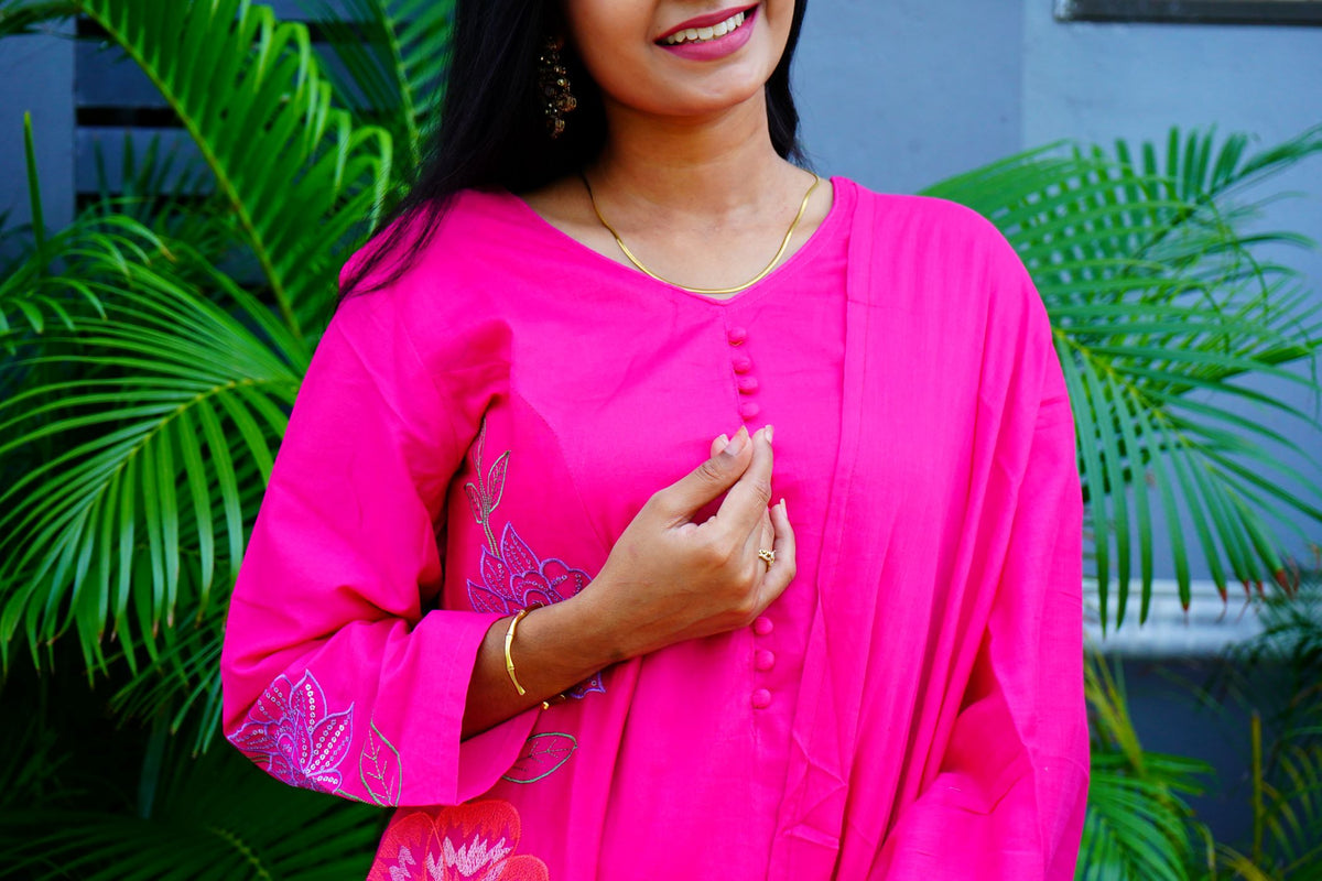 Rani Pink Mul Chendari kurta set