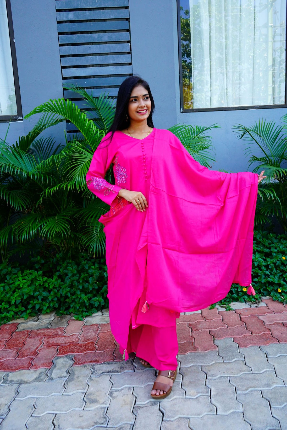 Rani Pink Mul Chendari kurta set