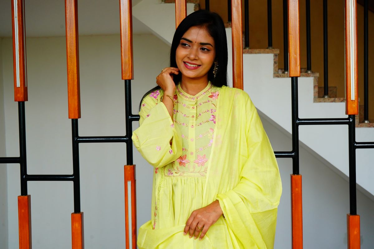 Mul Cotton Kurta Set designed with elegant floral Salwar Suits