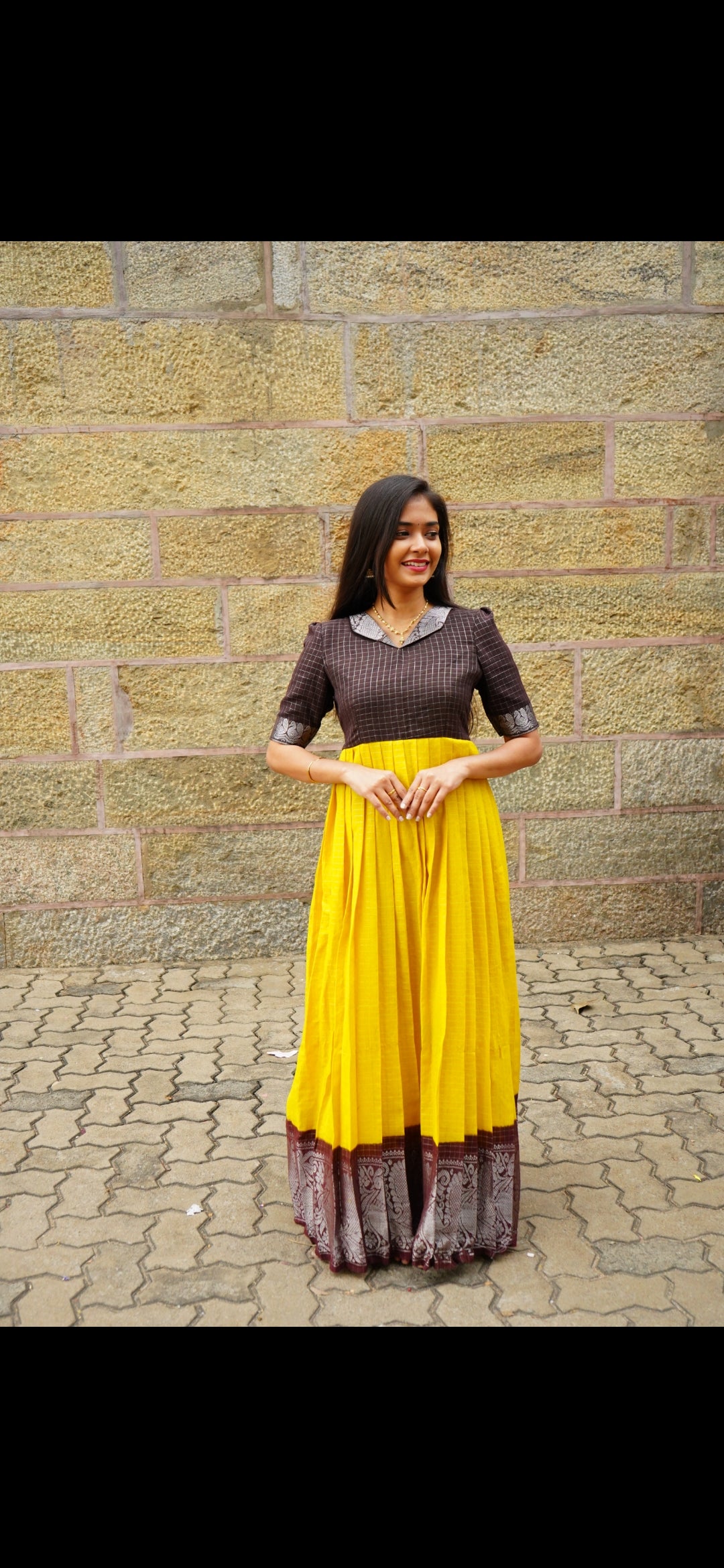 Heritage mustard Sungudi Silver Zari